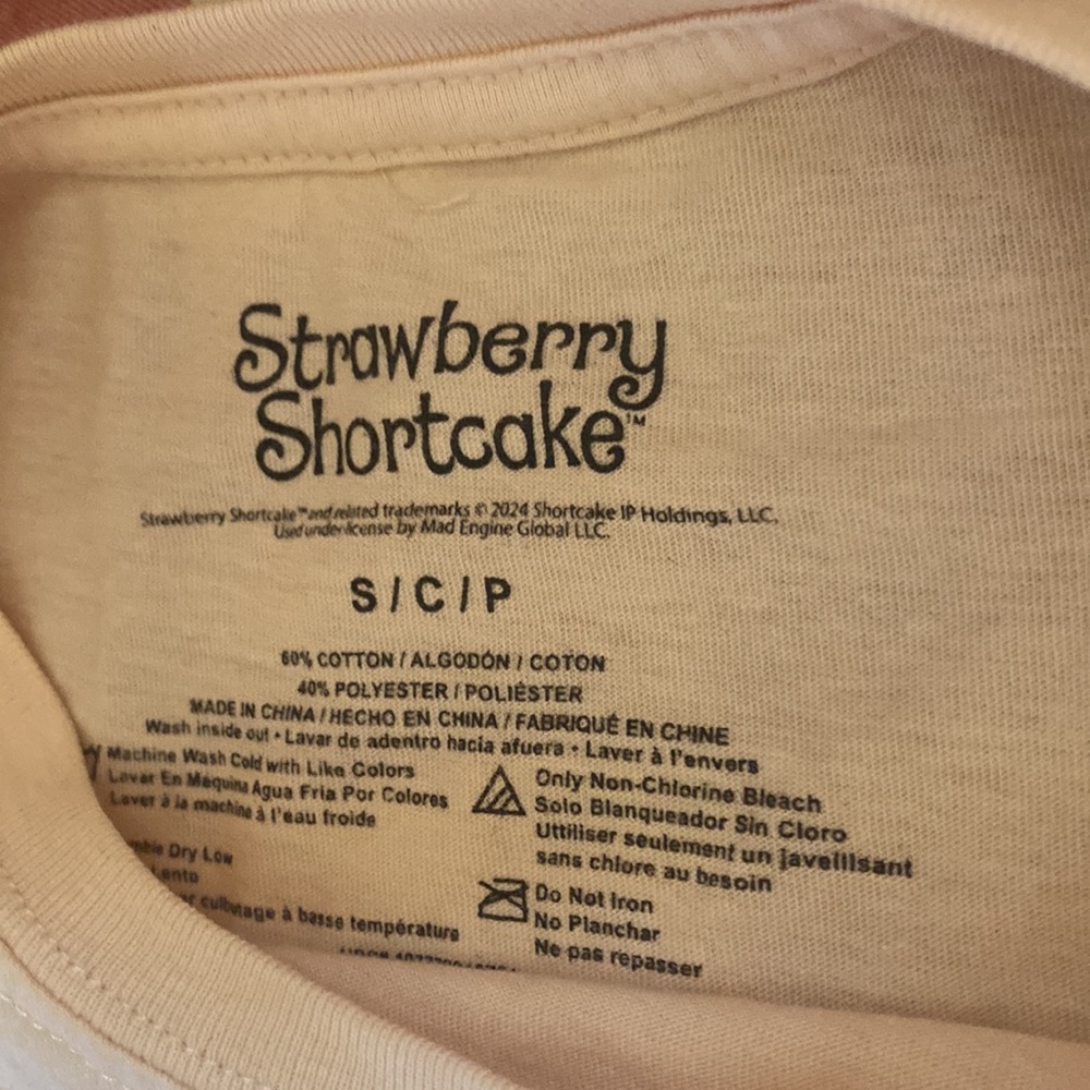 ๐ Strawberry Shortcake Women's Garden Party and Friends Short Sleeve T-Shirt S - Picture 3 of 3